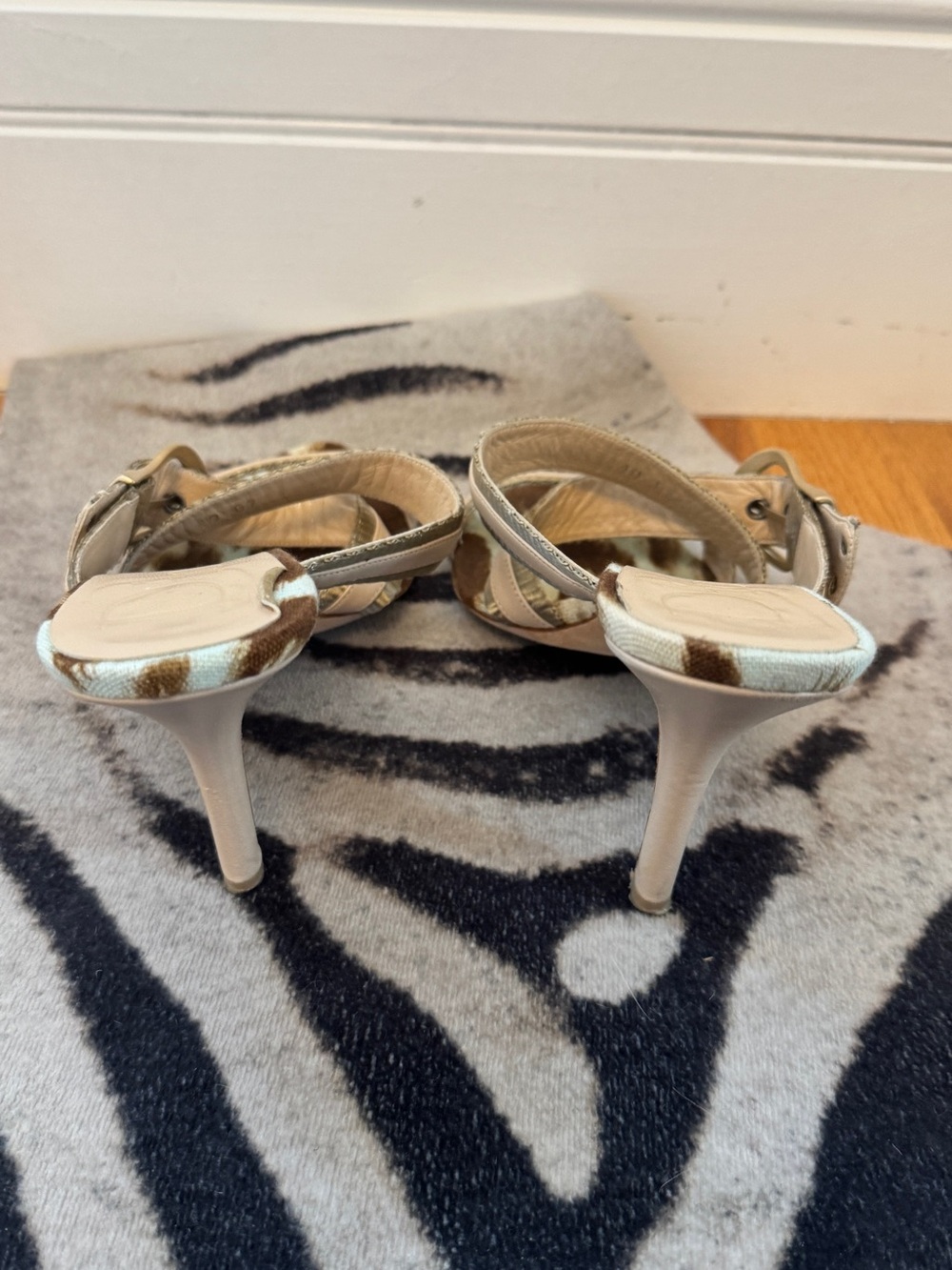 Dior Beige Strappy Heeled Sandals leopard print - Picture 3 of 11